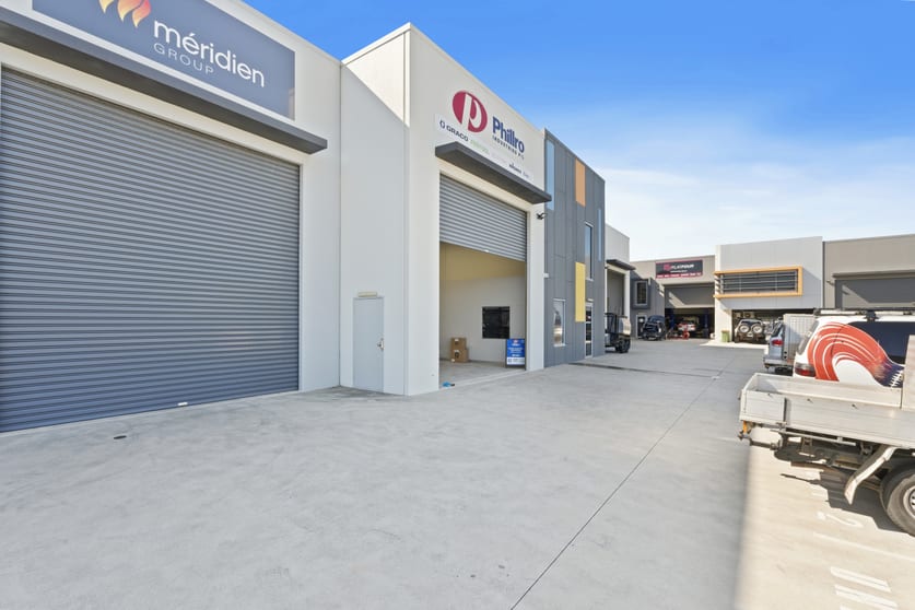Click to view all images 2/14 Logistics Place Arundel QLD 4214 - Image 2