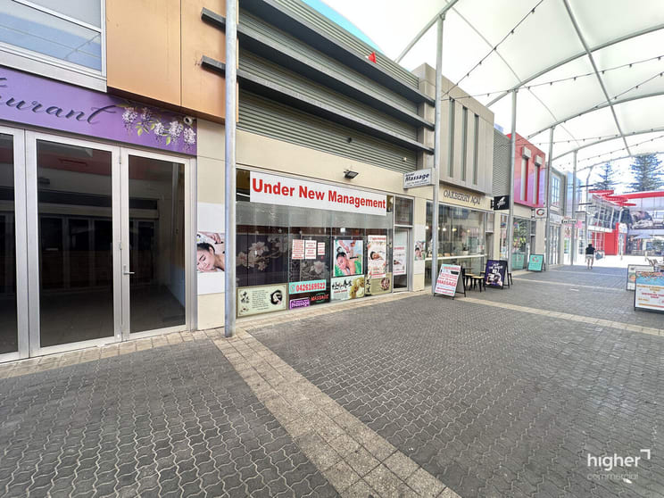 Click to view all images 107/7 Moseley Square Glenelg SA 5045 - Image 2