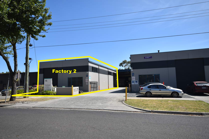 Click to view all images 2/6-8 Jesmond Road Croydon VIC 3136 - Image 2