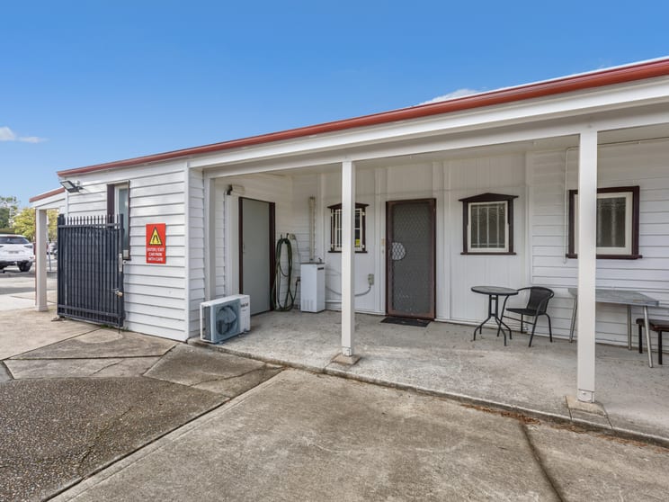 Click to view all images 179 Macquarie Road Springwood NSW 2777 - Image 2