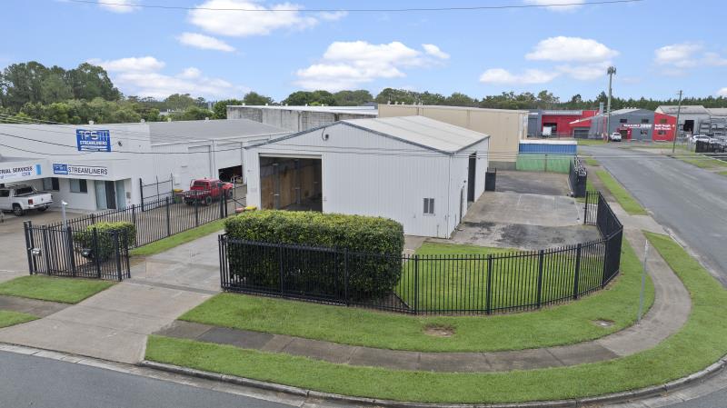 Click to view all images 32 Moroney Place/32 Moroney Place Beerwah QLD 4519 - Image 2