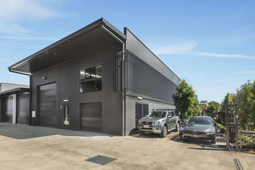 Click to view all images 5/9-11 Lenco Crescent Landsborough QLD 4550 - Image 2
