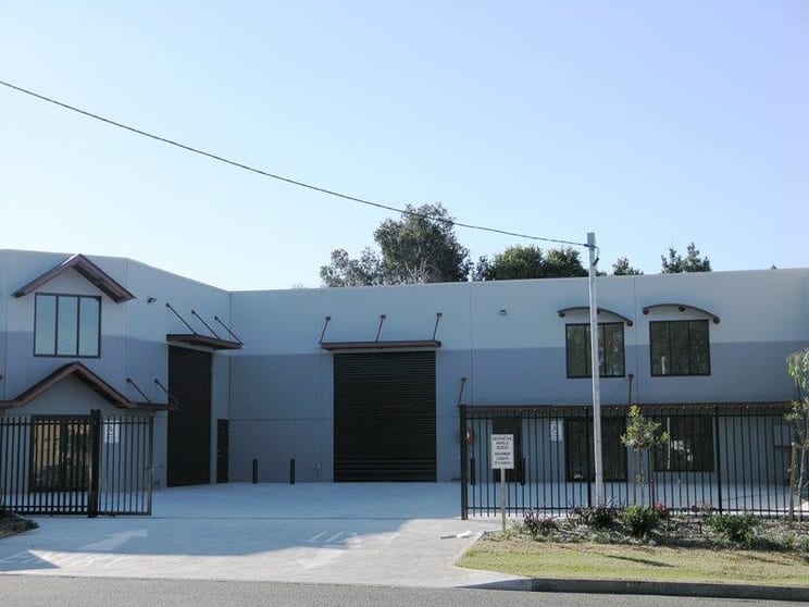 Click to view all images 1/3 Sunset Avenue Barrack Heights NSW 2528 - Image 1