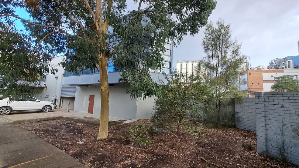 Click to view all images Unit 5/1 Anderson St Botany NSW 2019 - Image 2