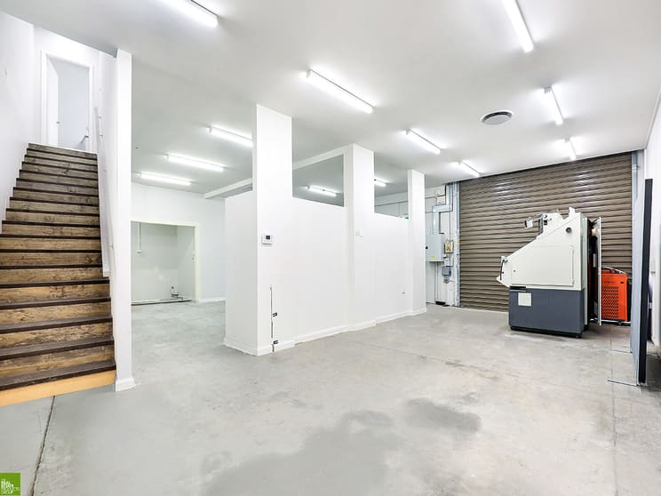 Click to view all images 39/124-130 Auburn Street Coniston NSW 2500 - Image 2