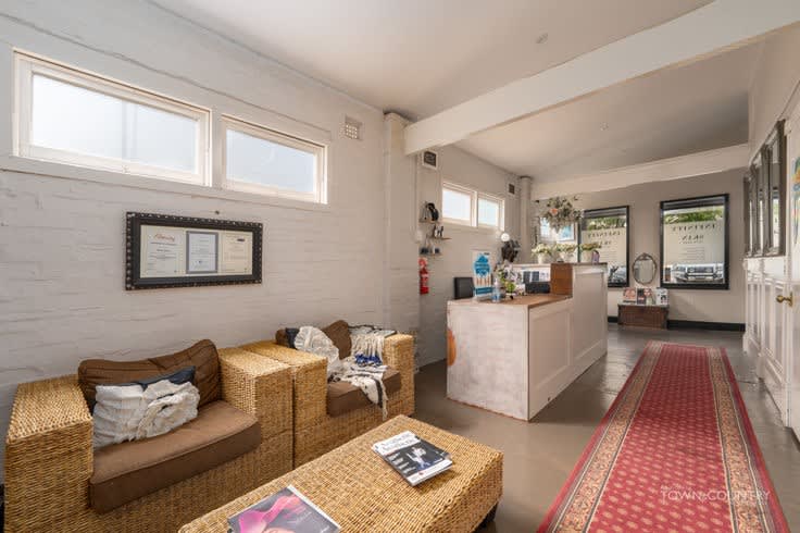 Click to view all images 14 Cinders Lane Armidale NSW 2350 - Image 3
