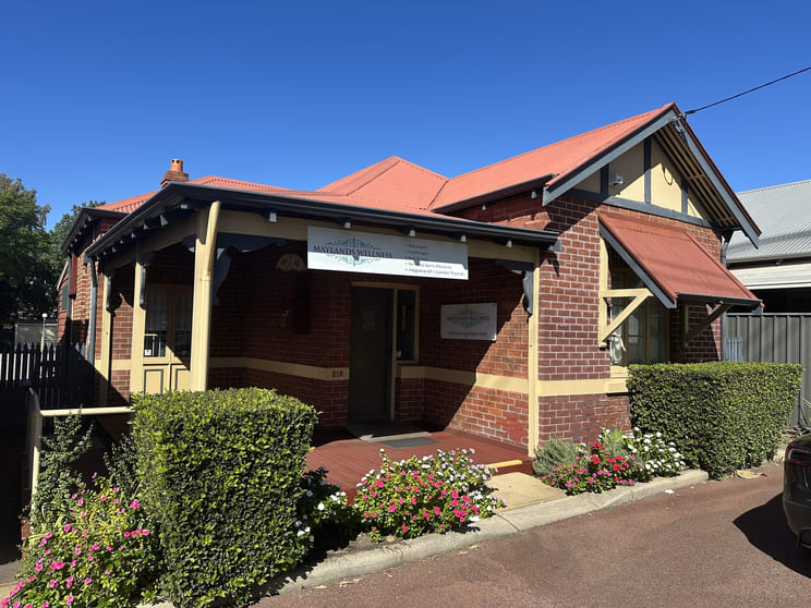 Click to view all images 218 Whatley Crescent Maylands WA 6051 - Image 3