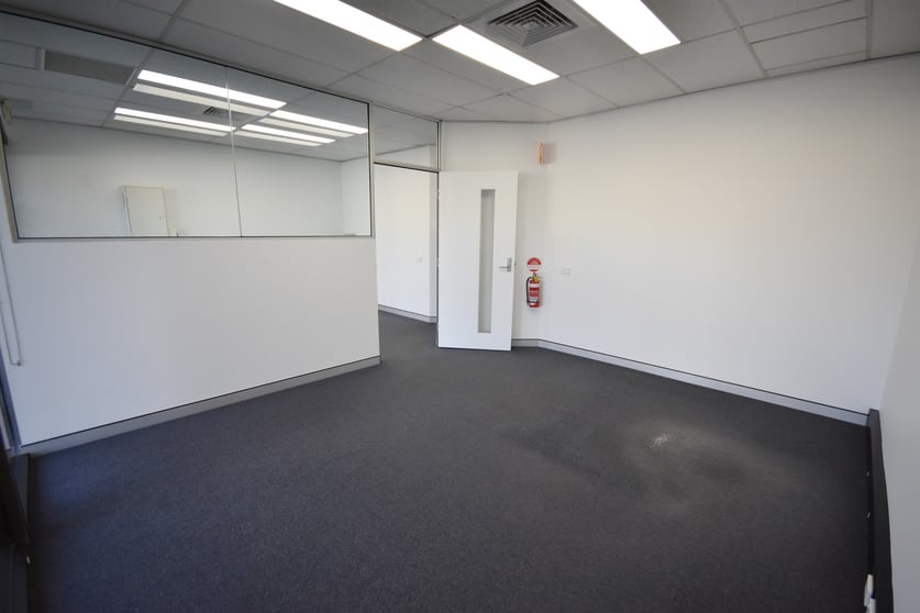 Click to view all images 8/22 Stanley Street Wodonga VIC 3690 - Image 3