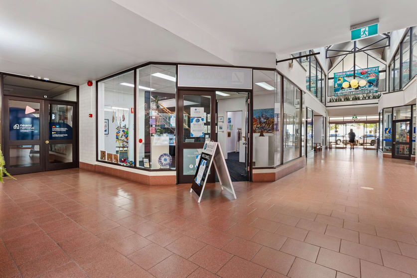 Click to view all images Shop 6/60 Tasman Terrace Port Lincoln SA 5606 - Image 2