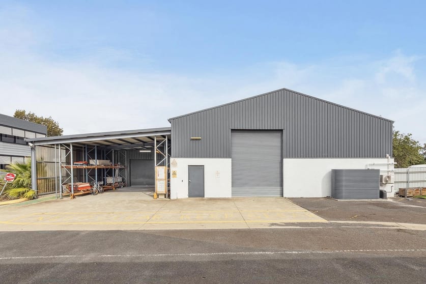 Click to view all images Warehouse / 12-14 Thompson Road North Geelong VIC 3215 - Image 1