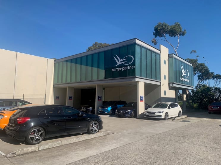 Click to view all images 5/99 - 101 Western Avenue Tullamarine VIC 3043 - Image 2
