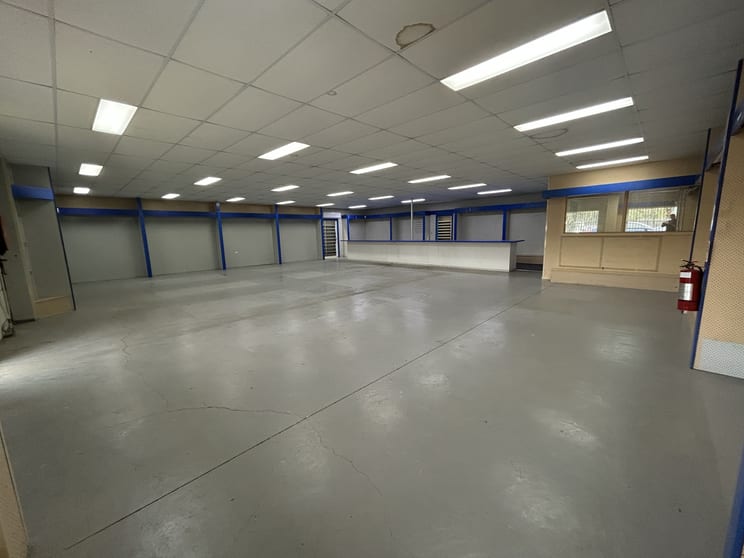 Click to view all images 8a Holland Drive Melton VIC 3337 - Image 3