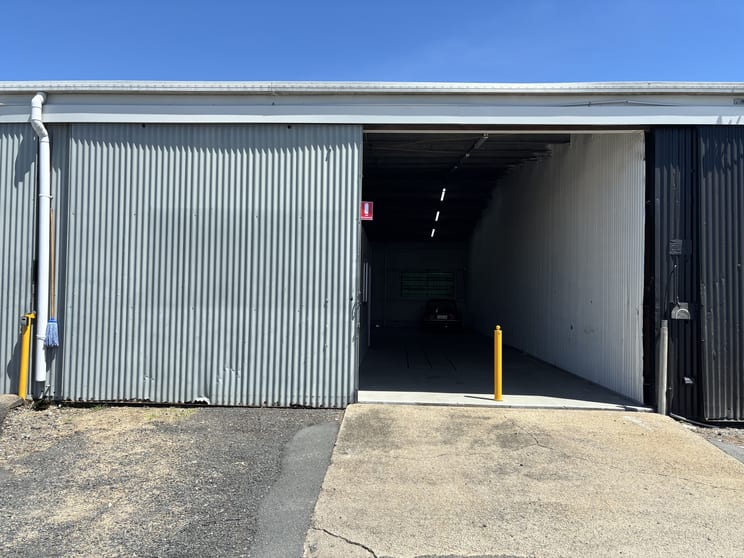 Click to view all images Shed 5/26 Endeavour Street Mackay QLD 4740 - Image 2