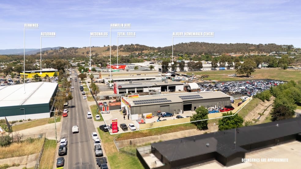 Click to view all images 719 Drome Street East Albury NSW 2640 - Image 2