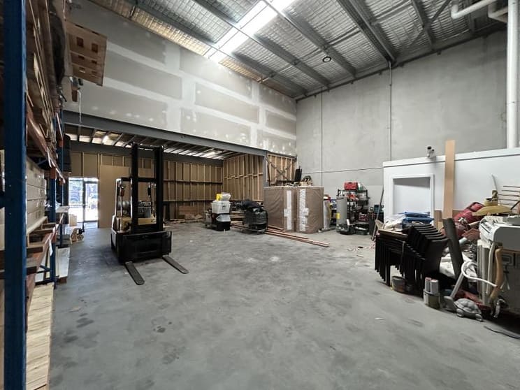 Click to view all images Unit 9/10 Assembly Drive Dandenong South VIC 3175 - Image 2