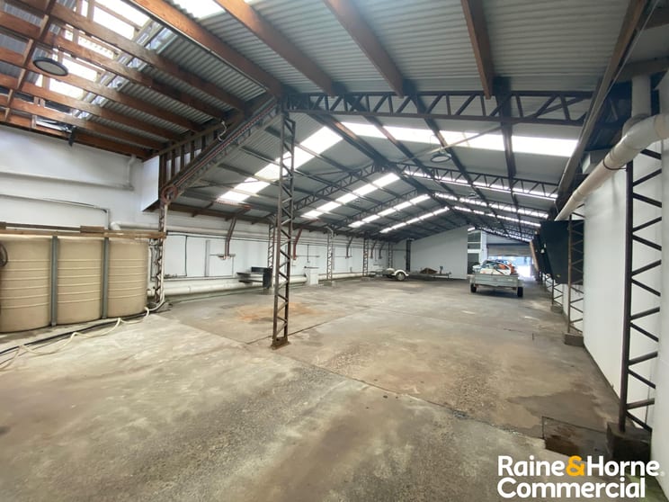Click to view all images 188 Abbotsford Road Bowen Hills QLD 4006 - Image 2