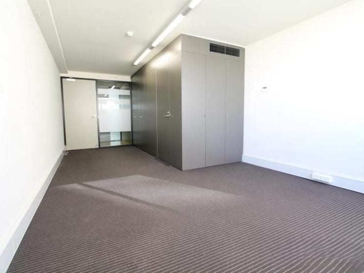 Click to view all images Suite 9.05/2-14 Kings Cross Road Potts Point NSW 2011 - Image 2
