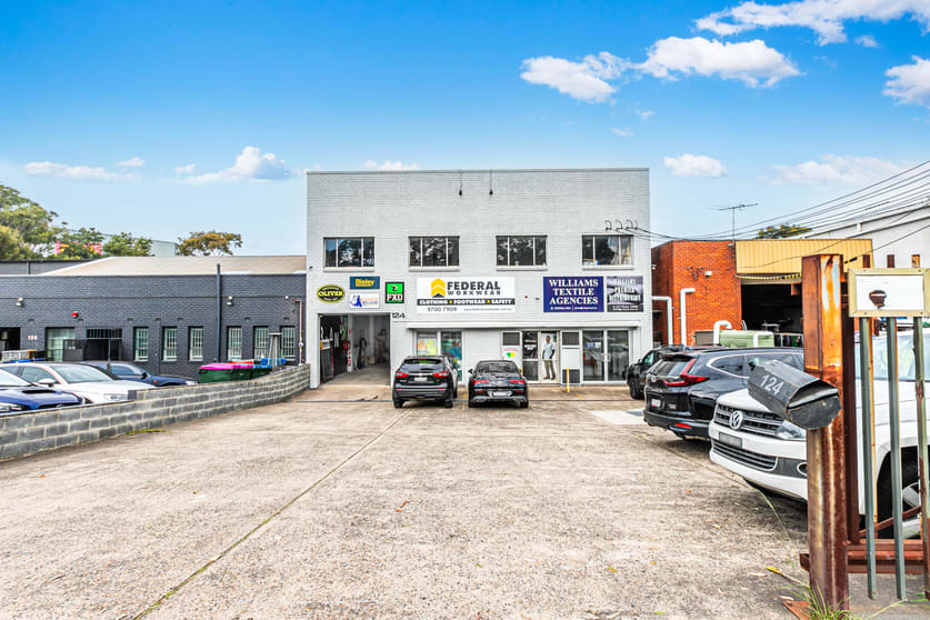 Click to view all images Level 1/124 Wentworth Avenue Banksmeadow NSW 2019 - Image 2