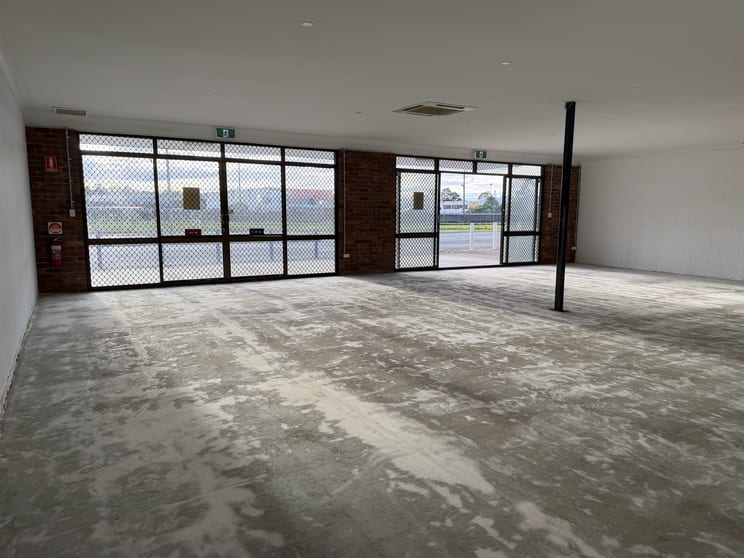 Click to view all images 2/4053 Pacific Highway Loganholme QLD 4129 - Image 2
