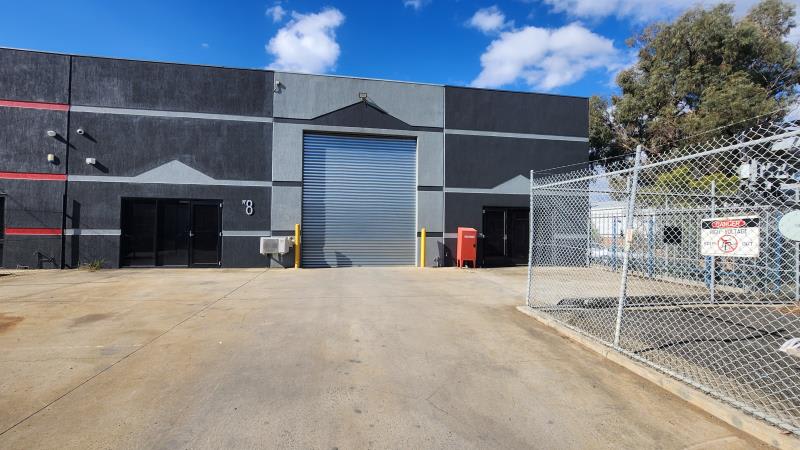 Click to view all images 8 Hawthorn Ave Sunshine North VIC 3020 - Image 1
