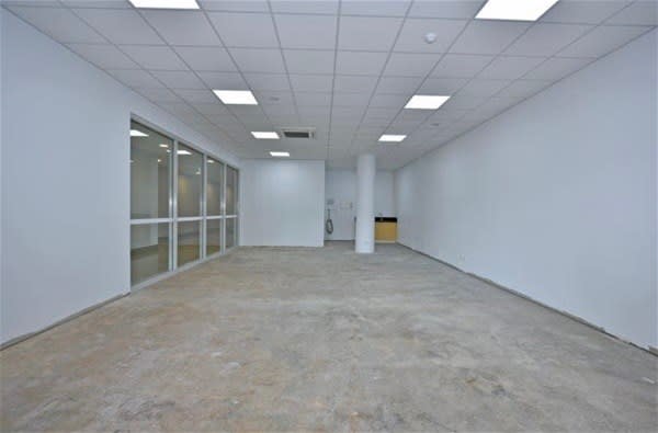 NT - Image 2
