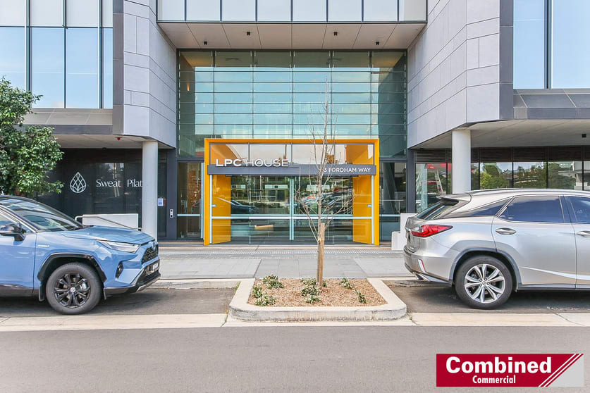 Click to view all images 3.10/3 Fordham Way Oran Park NSW 2570 - Image 3