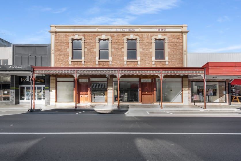 Click to view all images 19 Commercial Street West Mount Gambier SA 5290 - Image 1