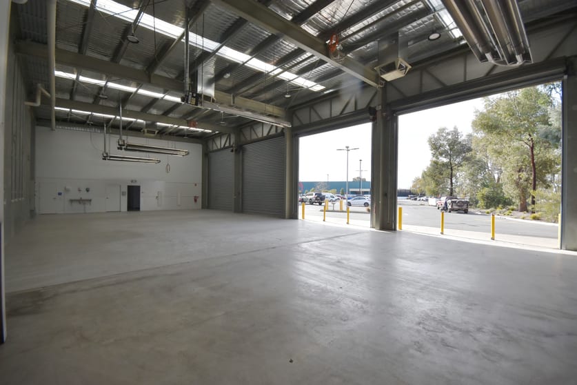 Click to view all images 2/688 Drome Street Albury NSW 2640 - Image 3