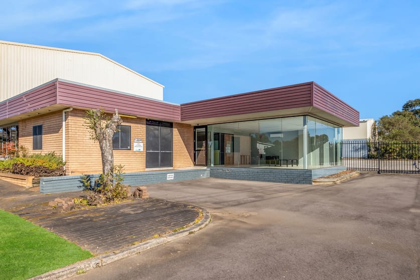 Click to view all images 1 Superior Ave Edgeworth NSW 2285 - Image 2