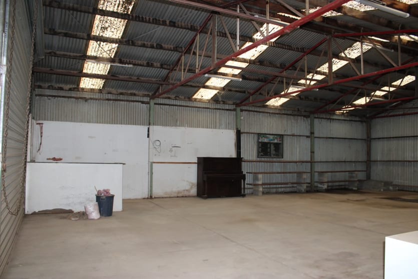 Click to view all images 6d Curlings Road Flowerdale VIC 3717 - Image 2