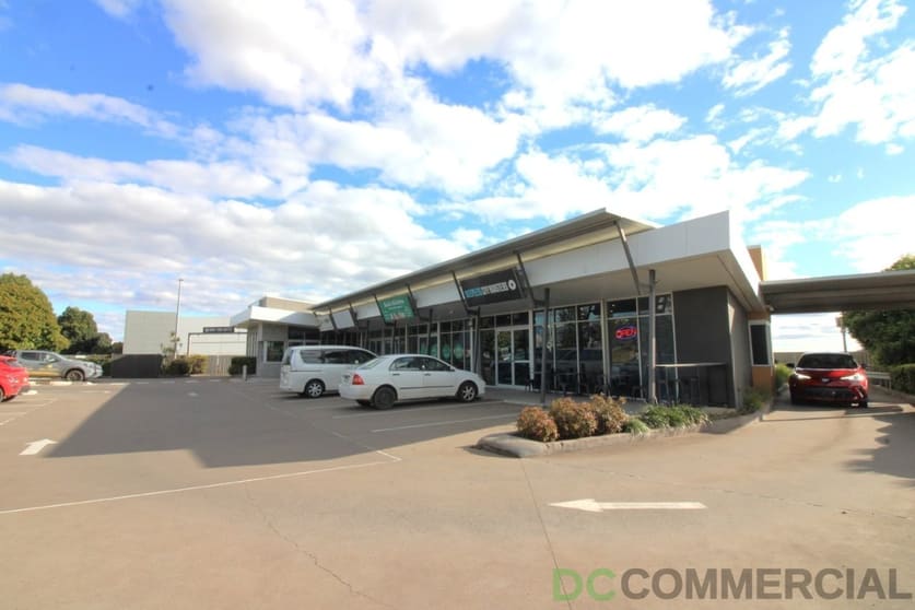 1/538 Alderley Street Harristown QLD 4350 - Image 3
