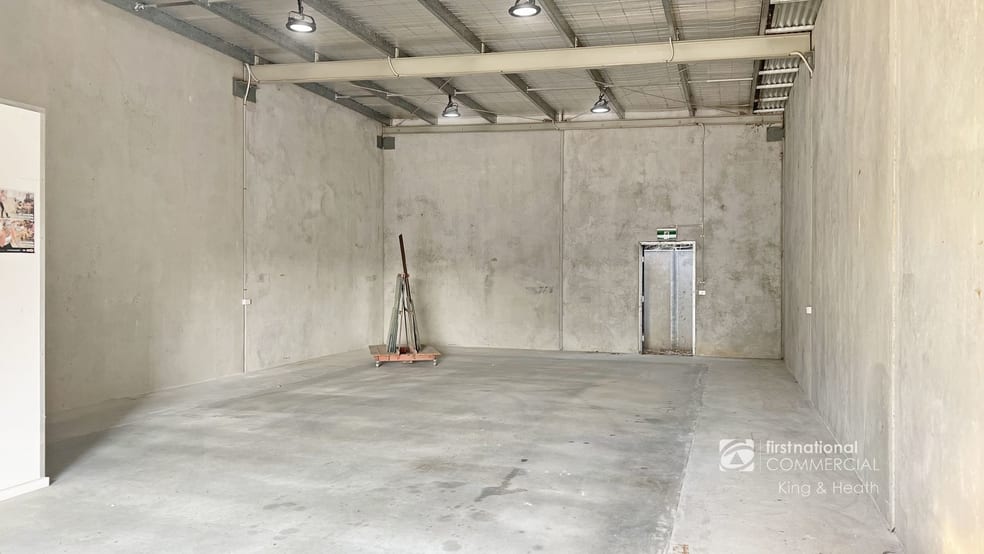 Click to view all images 2/29 Duffy Street Swan Reach VIC 3903 - Image 2