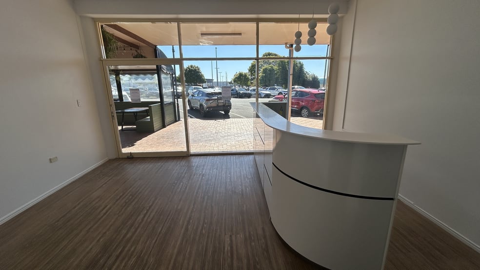 Click to view all images 7/109-113 Queen Street Cleveland QLD 4163 - Image 3