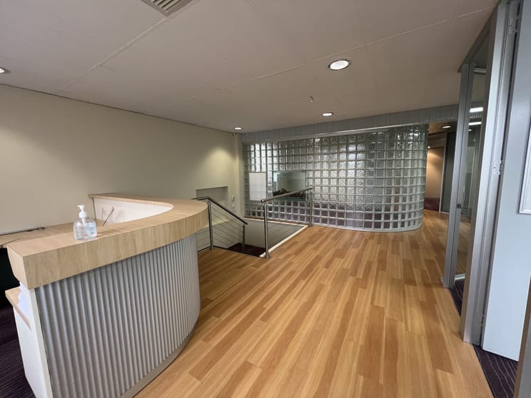 Click to view all images 1st Floor/193 -195 Main Street Lilydale VIC 3140 - Image 3