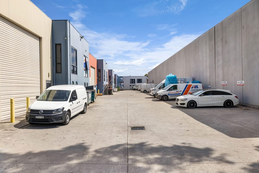 Click to view all images 89 Jedda Road Prestons NSW 2170 - Image 2