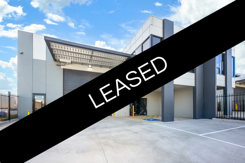 Click to view all images 1/87 Collins Road Melton VIC 3337 - Image 1