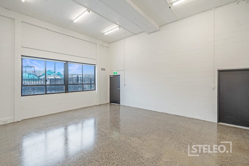 Click to view all images 3/35-37 Freight Road Tullamarine VIC 3043 - Image 2