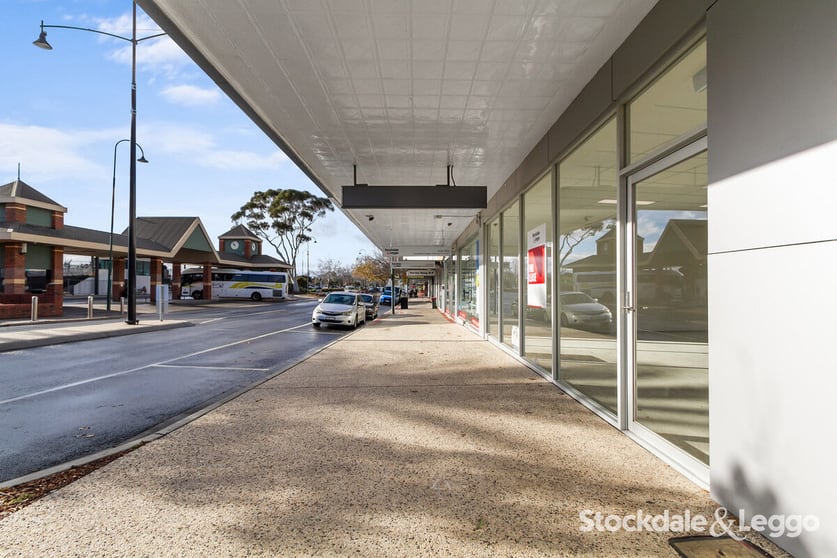 Click to view all images 210 Commercial Road Morwell VIC 3840 - Image 3