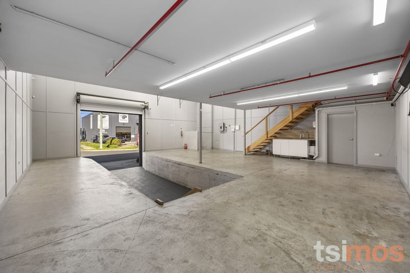 Click to view all images 38/13 Levanswell Road Moorabbin VIC 3189 - Image 2