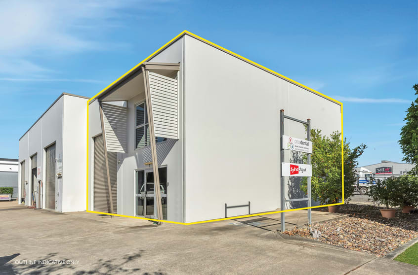 Click to view all images Unit 1/61 Link Crescent Coolum Beach QLD 4573 - Image 1