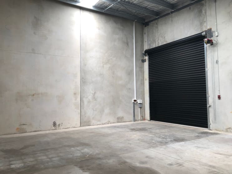 Click to view all images 4/2 The Gateway Broadmeadows VIC 3047 - Image 3
