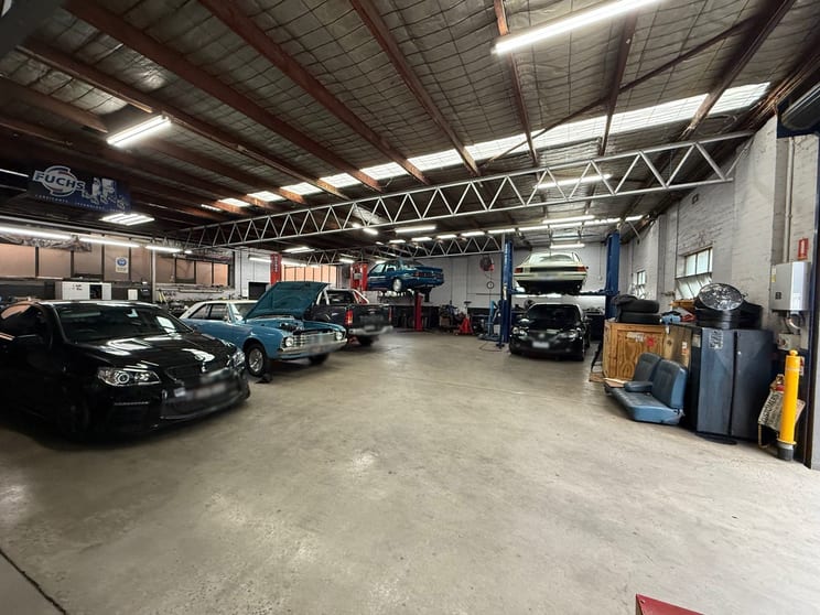 Click to view all images 1A Crissane Road Heidelberg West VIC 3081 - Image 2