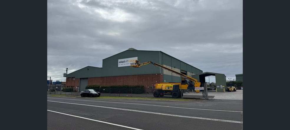 Click to view all images 20-24 Flinders Street Port Kembla NSW 2505 - Image 1