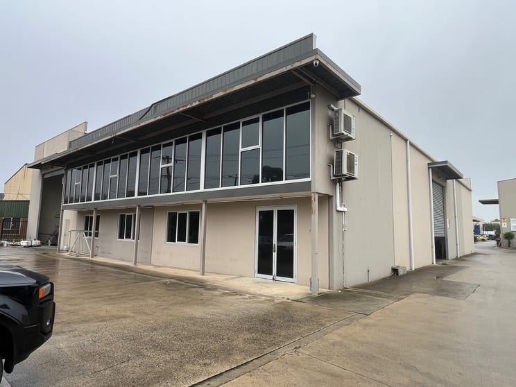 Click to view all images 1/79-81 Maffra Street Coolaroo VIC 3048 - Image 2
