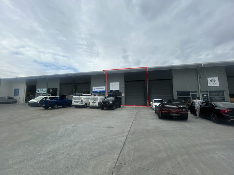 Click to view all images Woolloongabba QLD 4102 - Image 2