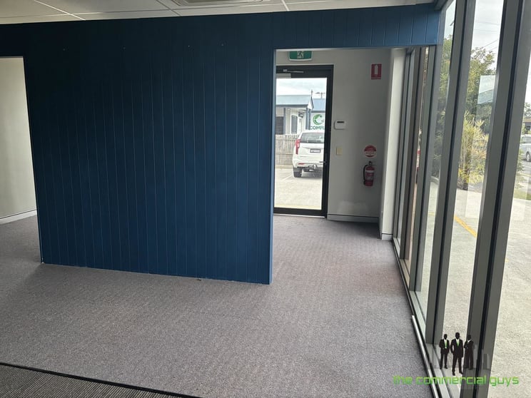 1/7 East St Caboolture QLD 4510 - Image 3