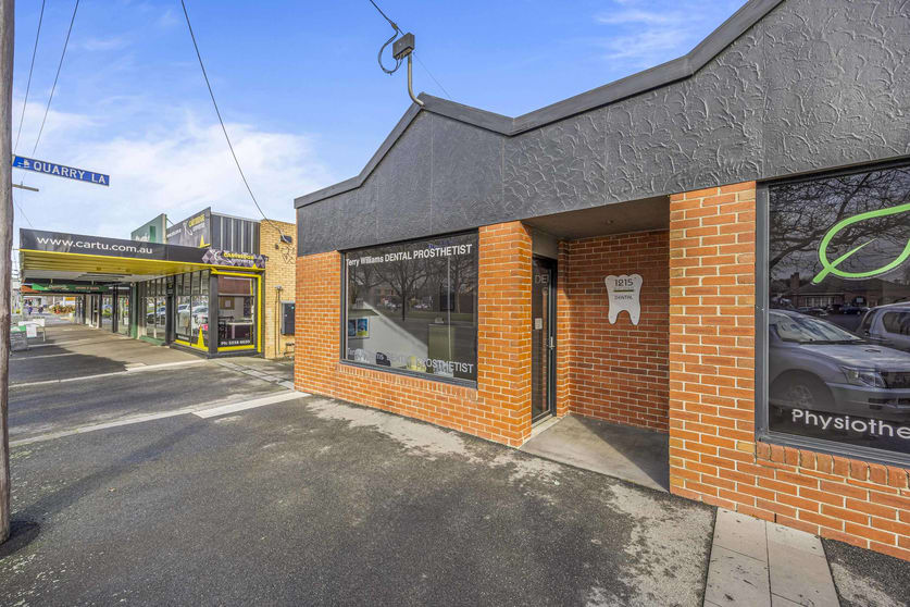 Click to view all images 1215 Sturt Street Ballarat Central VIC 3350 - Image 2