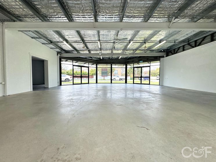 Click to view all images 225 Blackwall Road Woy Woy NSW 2256 - Image 1
