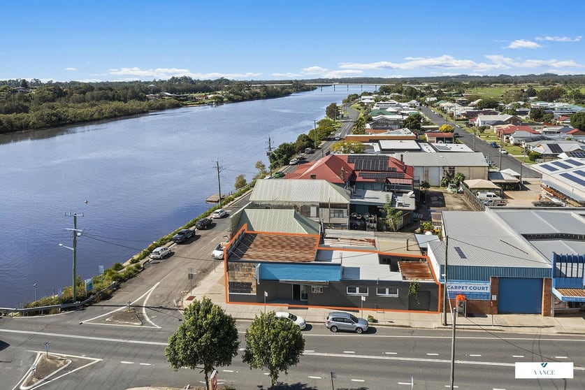 Click to view all images 1 Cooper Street Macksville NSW 2447 - Image 1
