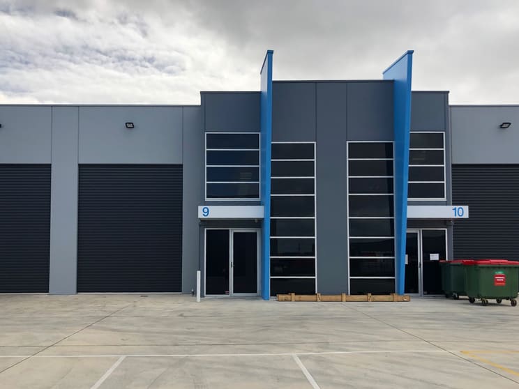 Click to view all images 9/112 Colemans Road Carrum Downs VIC 3201 - Image 1